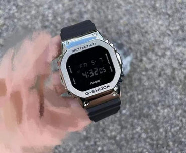 Casio g shock gms5600